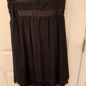 CHARLOTTE RUSSE black strapless dress with lace